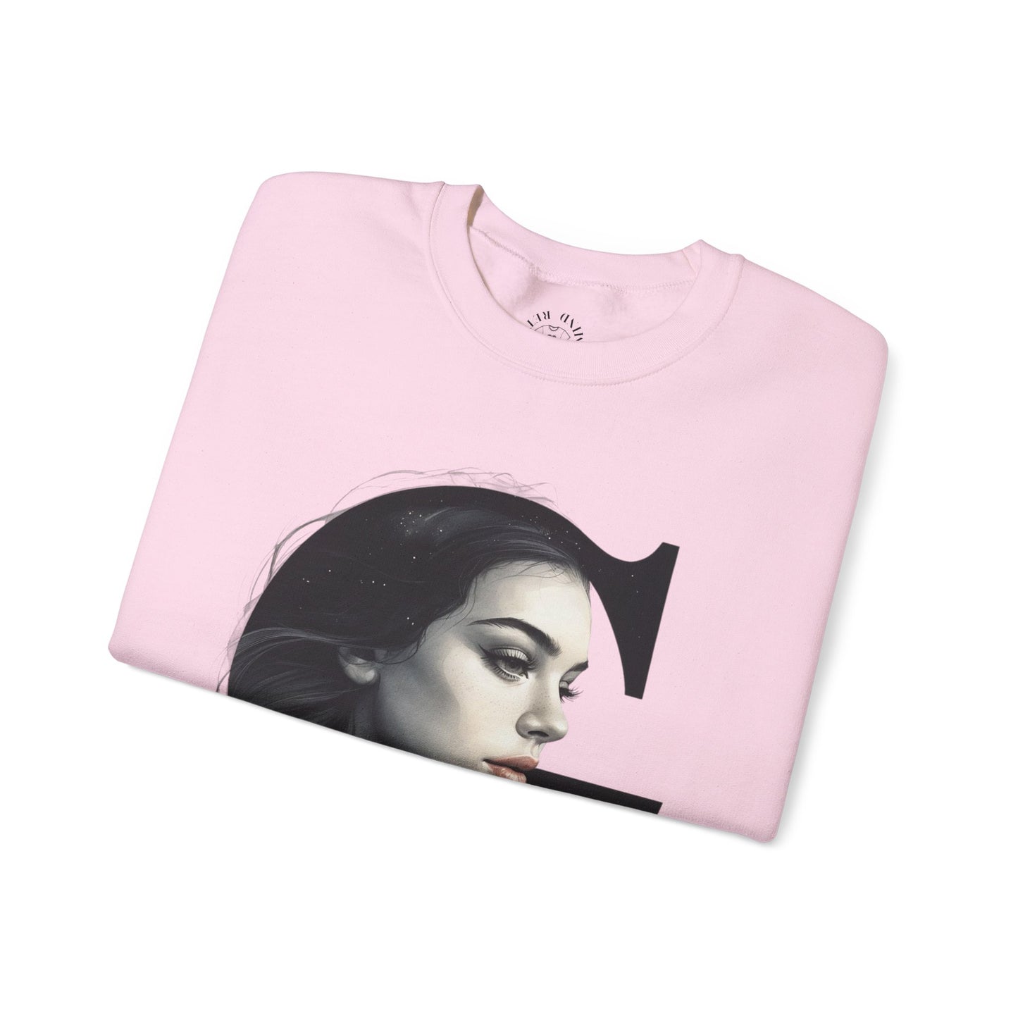 Letter G, Stylish Artistic Sweatshirt, Trendy Crewneck, Graphic Sweater, Cozy Unisex Top, Unique Gift for Art Lovers, Everyday Comfort