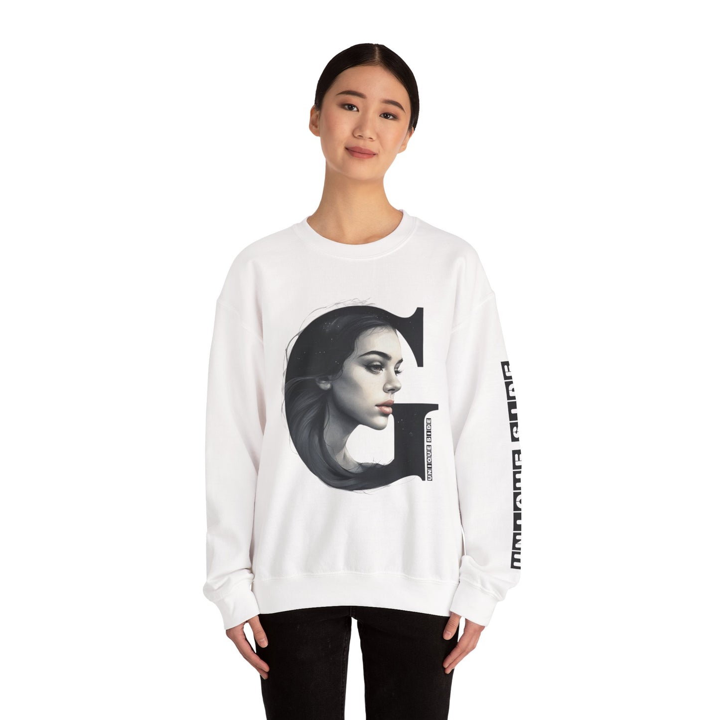 Letter G, Stylish Artistic Sweatshirt, Trendy Crewneck, Graphic Sweater, Cozy Unisex Top, Unique Gift for Art Lovers, Everyday Comfort