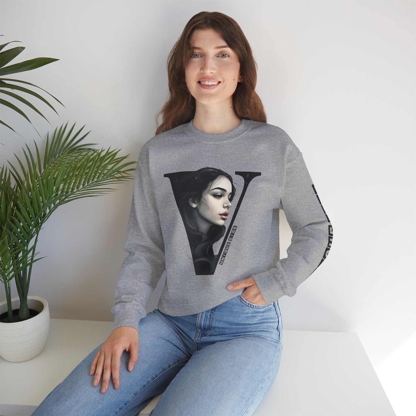 Letter V, Stylish Artistic Sweatshirt, Trendy Crewneck, Graphic Sweater, Cozy Unisex Top, Unique Gift for Art Lovers, Everyday Comfort