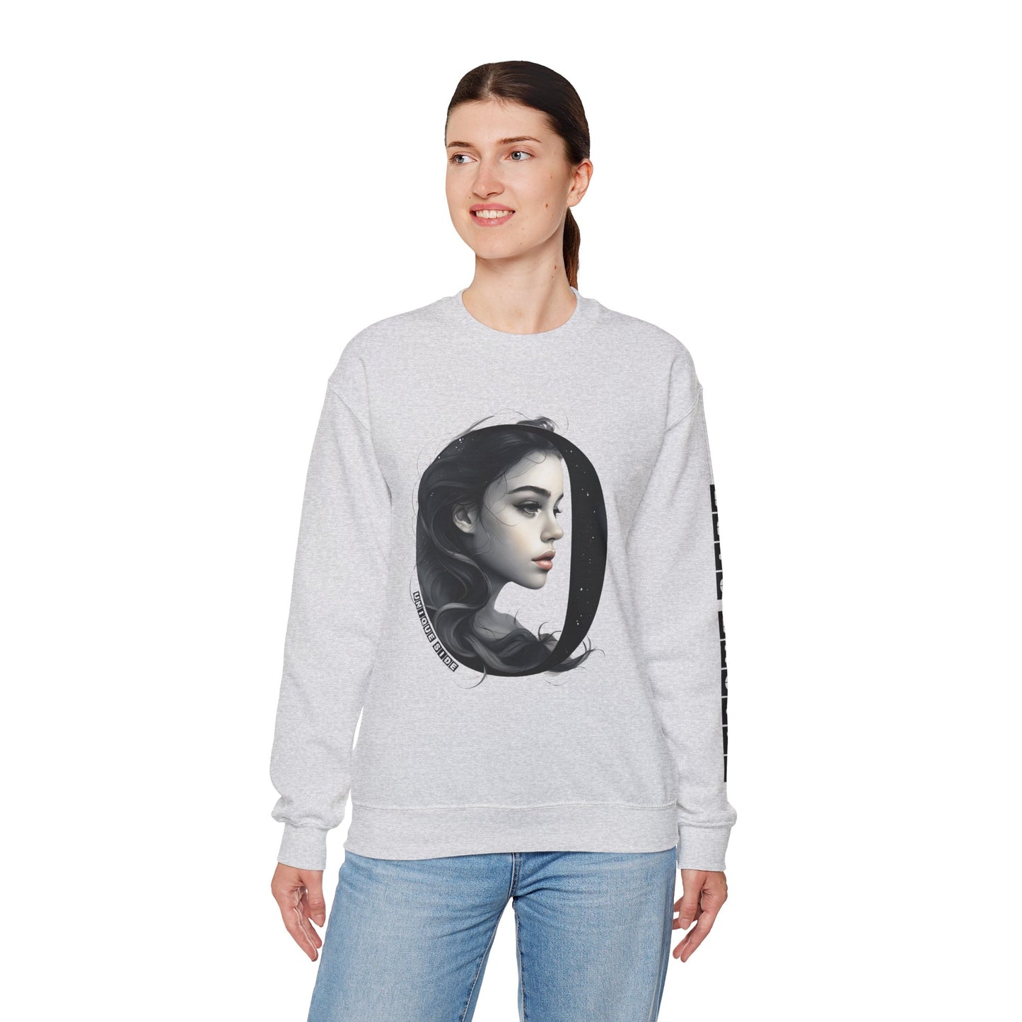 Letter O, Stylish Artistic Sweatshirt, Trendy Crewneck, Graphic Sweater, Cozy Unisex Top, Unique Gift for Art Lovers, Everyday Comfort