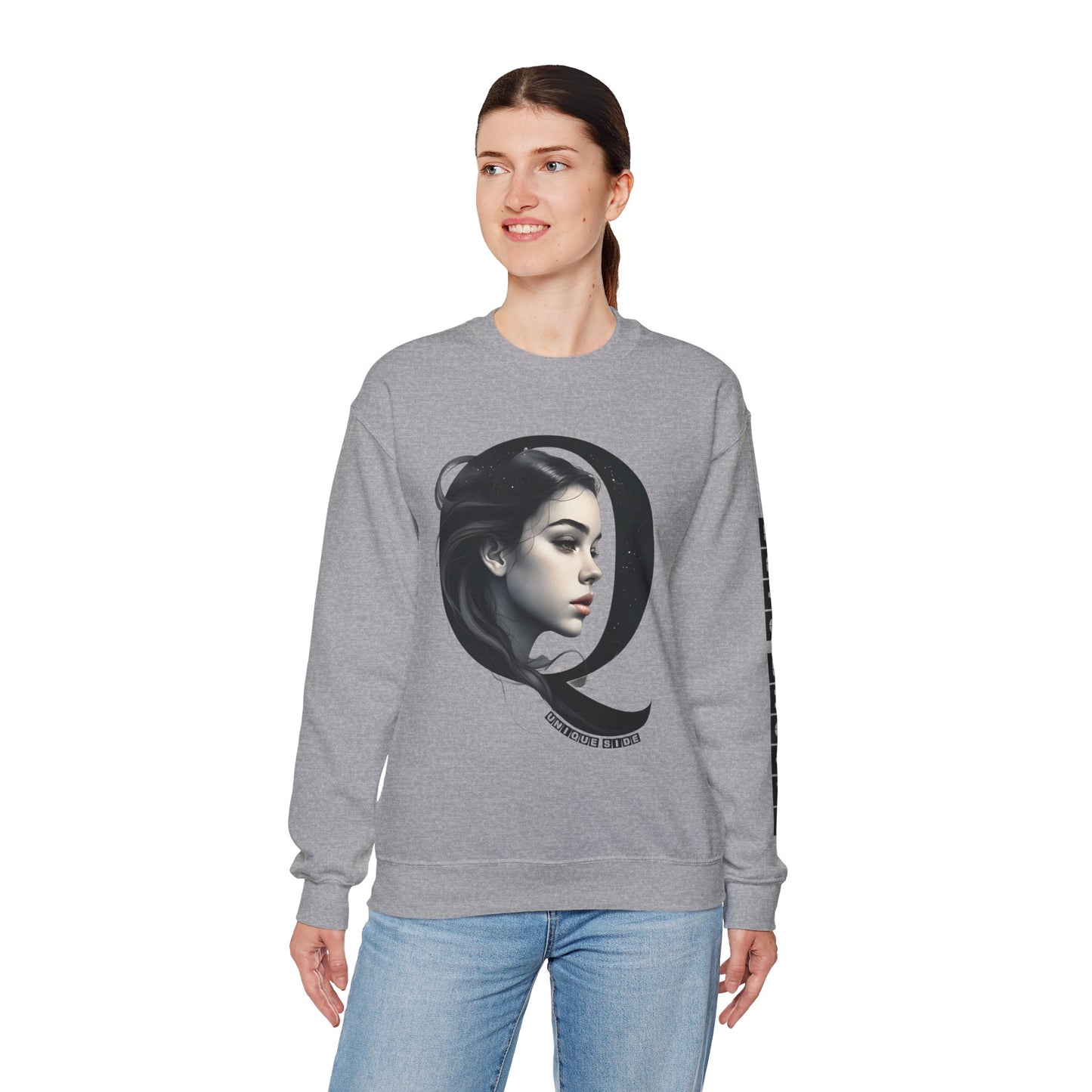 Letter Q, Stylish Artistic Sweatshirt, Trendy Crewneck, Graphic Sweater, Cozy Unisex Top, Unique Gift for Art Lovers, Everyday Comfort