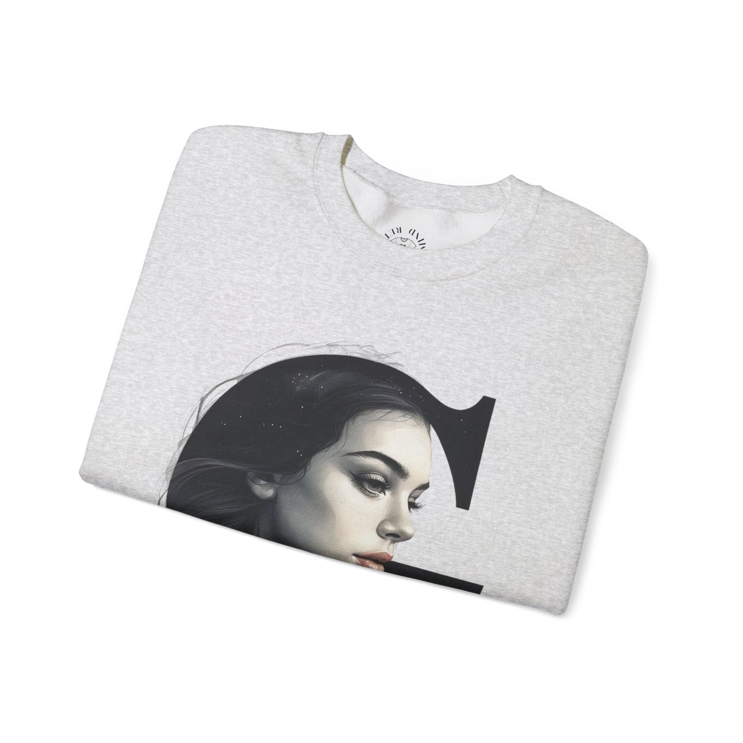Letter G, Stylish Artistic Sweatshirt, Trendy Crewneck, Graphic Sweater, Cozy Unisex Top, Unique Gift for Art Lovers, Everyday Comfort